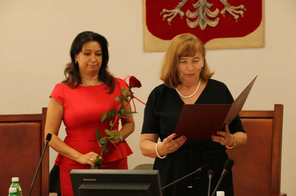 Powierzenia na stanowisko wręczono dyrektorom czterech miejskich placówek oświatowych - zdjęcie 7