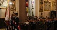 Pamięć o bohaterach Cudu nad Wisłą i "znicz pamięci" pod historyczną tablicą (ZDJĘCIA) - zdjęcie 4
