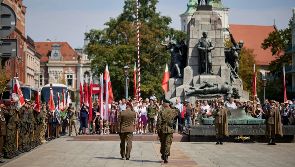 Wojewoda małopolski: 104 lata temu wydarzył się „cud jedności narodu polskiego” - zdjęcie 1
