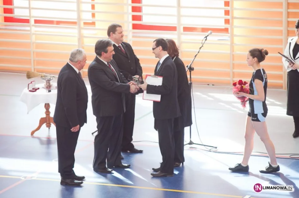 Wielka hala została otwarta - zdjęcie 2