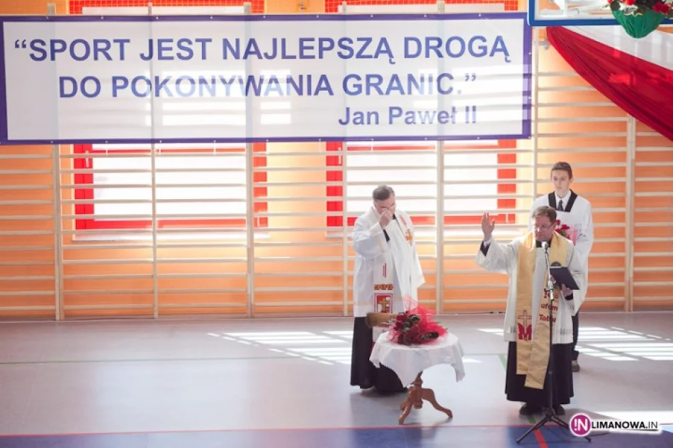 Wielka hala została otwarta - zdjęcie 3