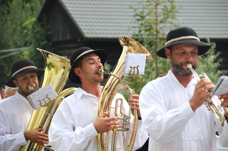 Dziękowali za plony i świetnie się bawili (ZDJĘCIA) - zdjęcie 13
