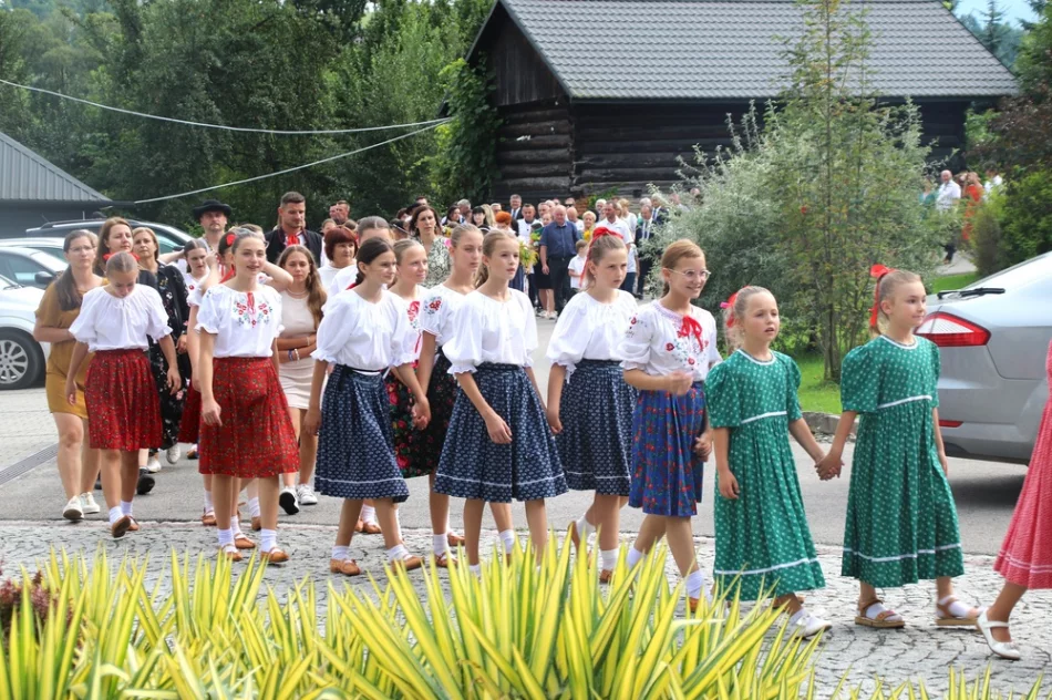 Dziękowali za plony i świetnie się bawili (ZDJĘCIA) - zdjęcie 14