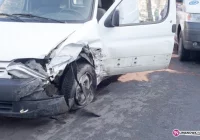 4 osoby poszkodowane w wypadku - zdjęcie główne