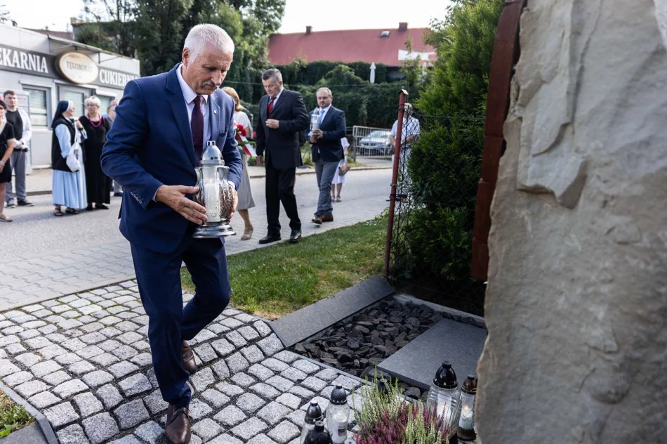 Limanowa upamiętniła 82. rocznicę zagłady - zdjęcie 7