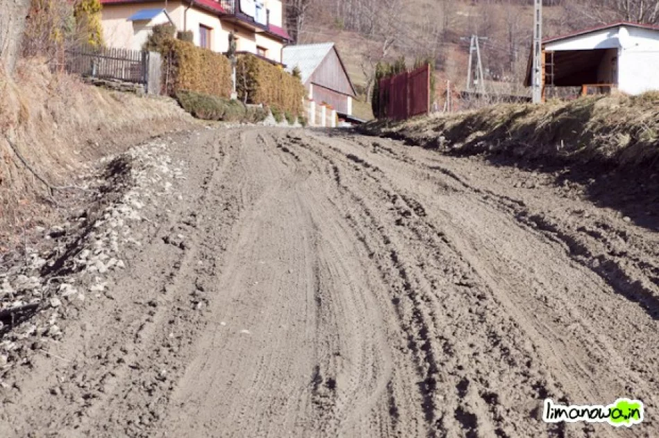 Zamiast drogi jedno błoto - zdjęcie 4