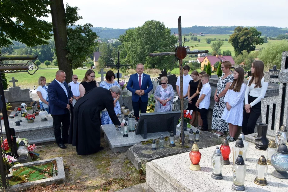 Mieszkańcy oddali hołd porucznikowi Janowi Wróblowi - zdjęcie 5
