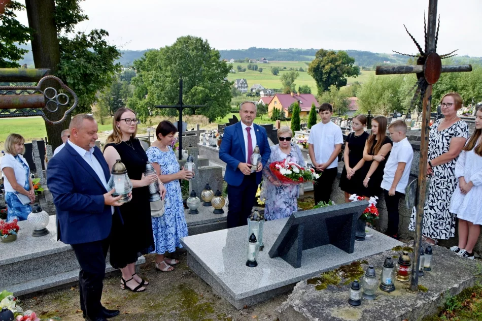 Mieszkańcy oddali hołd porucznikowi Janowi Wróblowi - zdjęcie 6