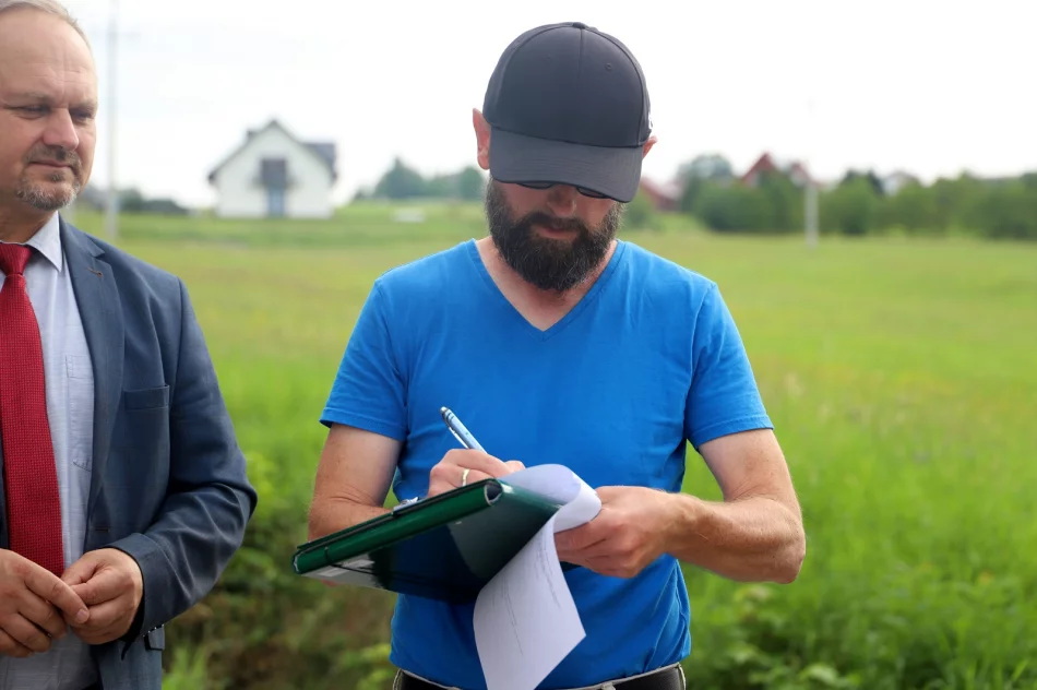 Zakończono modernizacje dróg w Młynnem, Makowicy i Wysokiem - zdjęcie 18