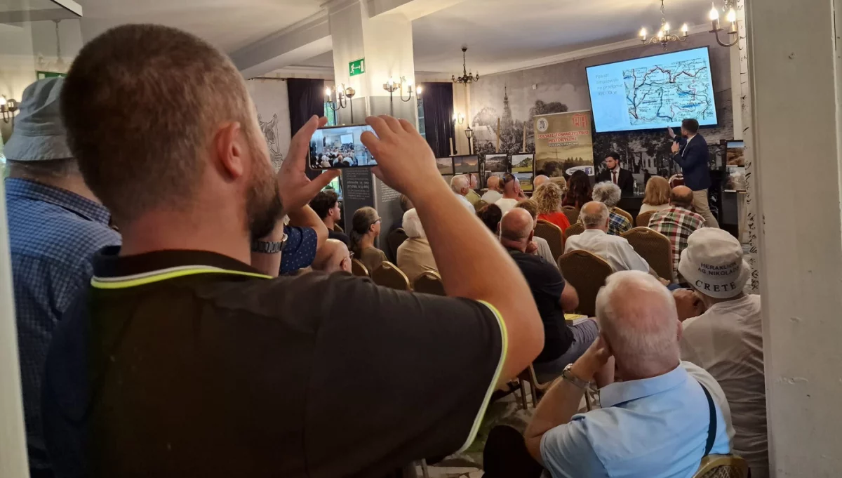 Wystawa „140 lat linii Chabówka–Nowy Sącz”/fot.: UM Limanowa