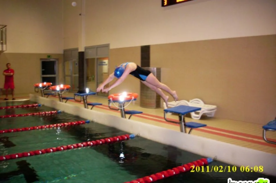 Do godz. 14 basen odwiedziło ponad 200 osób - zdjęcie 3