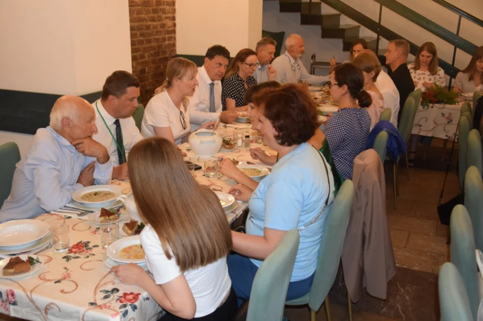 Przykład dobrych praktyk rolniczych – wizyta zagranicznych gości - zdjęcie 14