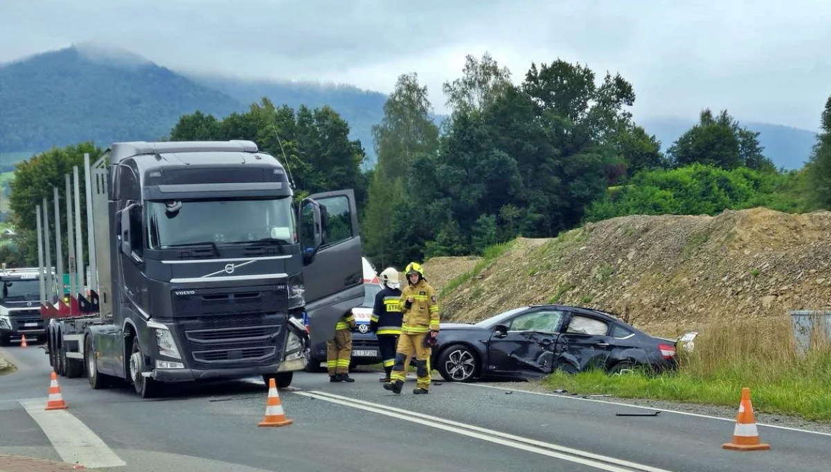 Zdarzenie na DK28 w Mszanie Dolnej/fot.: Czytelnik