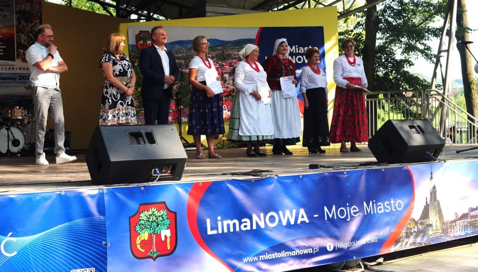 W Parku Miejskim odbył się Festiwal „Beskidzkie Rytmy i Smaki” - zdjęcie 1