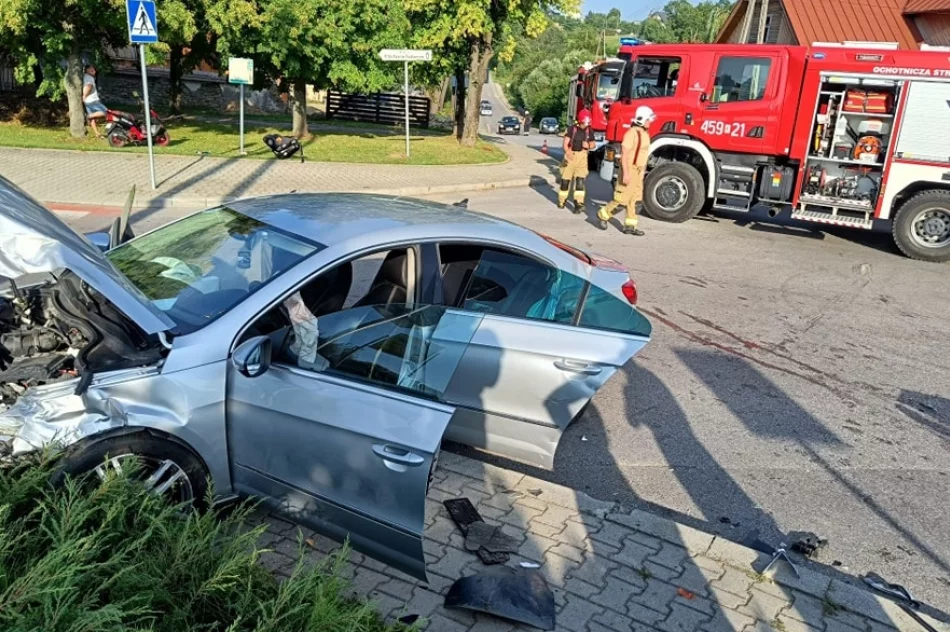 Po kolizji do szpitala trafiły cztery osoby - zdjęcie 3