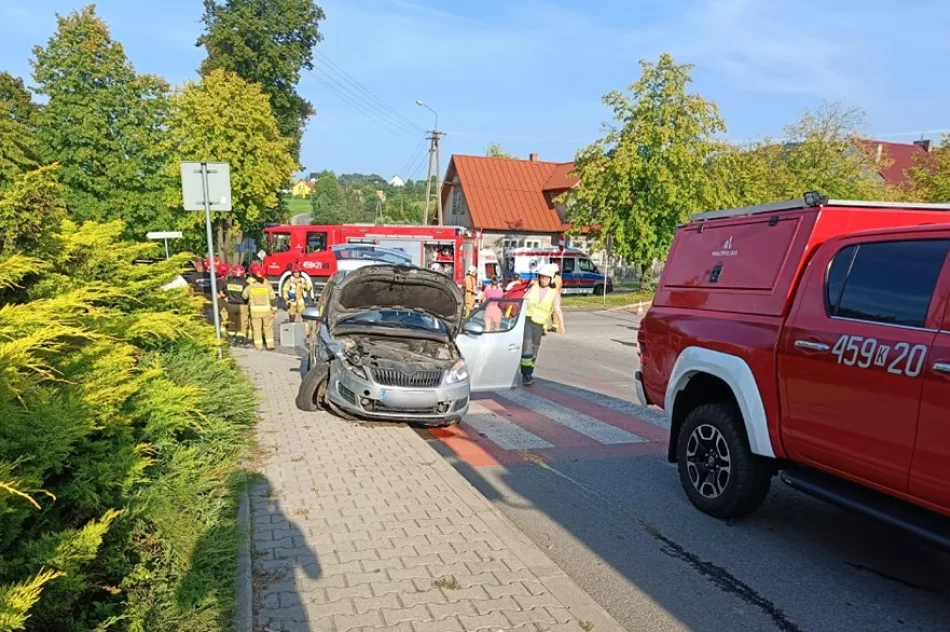 Po kolizji do szpitala trafiły cztery osoby - zdjęcie 5