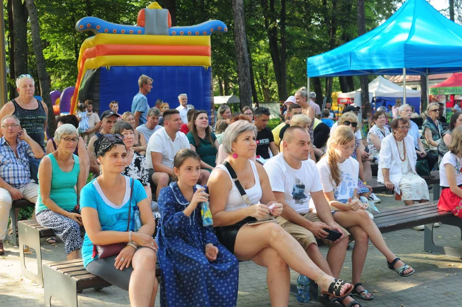 W Parku Miejskim odbył się Festiwal „Beskidzkie Rytmy i Smaki” - zdjęcie 13