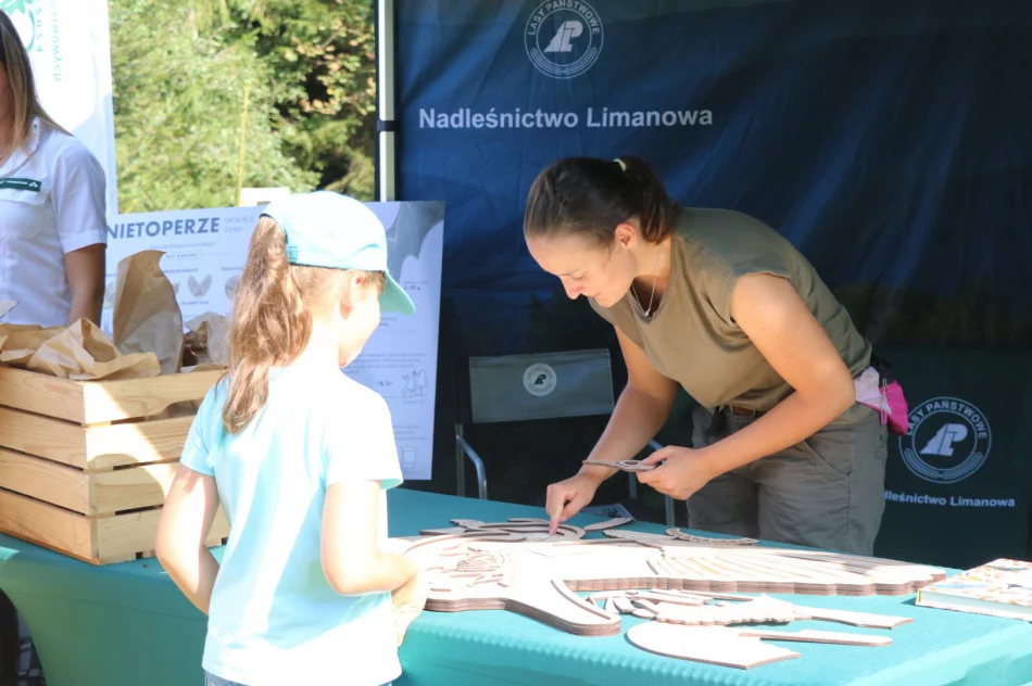 Piknik w parku narodowym przyciągnął tłumy - zdjęcie 5