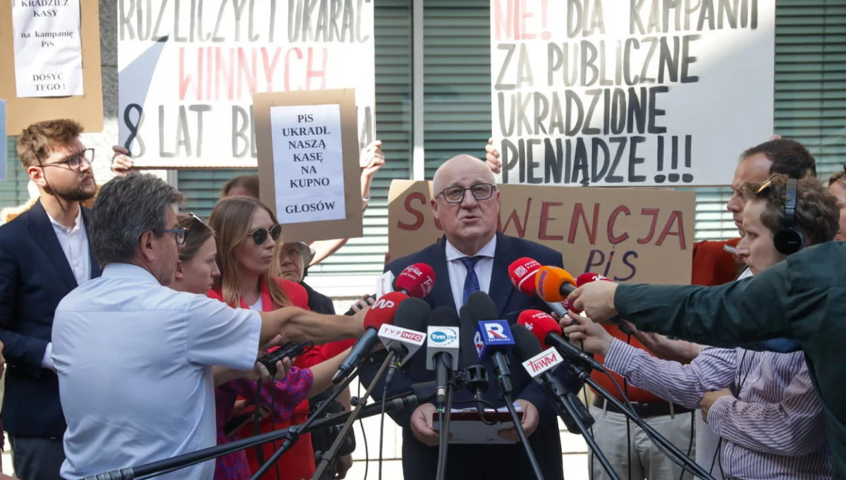 PKW odrzuciła sprawozdanie finansowe komitetu PiS z wyborów parlamentarnych