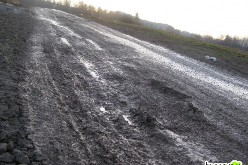 Nadeszła odwilż, a wraz z nią drogowy horror - zdjęcie 2