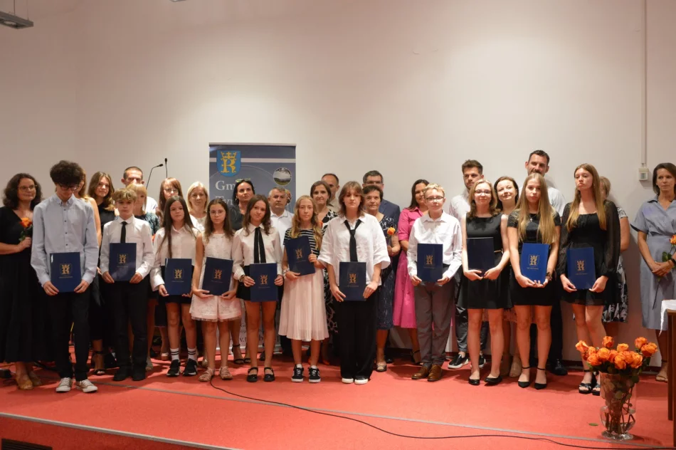 Stypendia dla najzdolniejszych uczniów - zdjęcie 10
