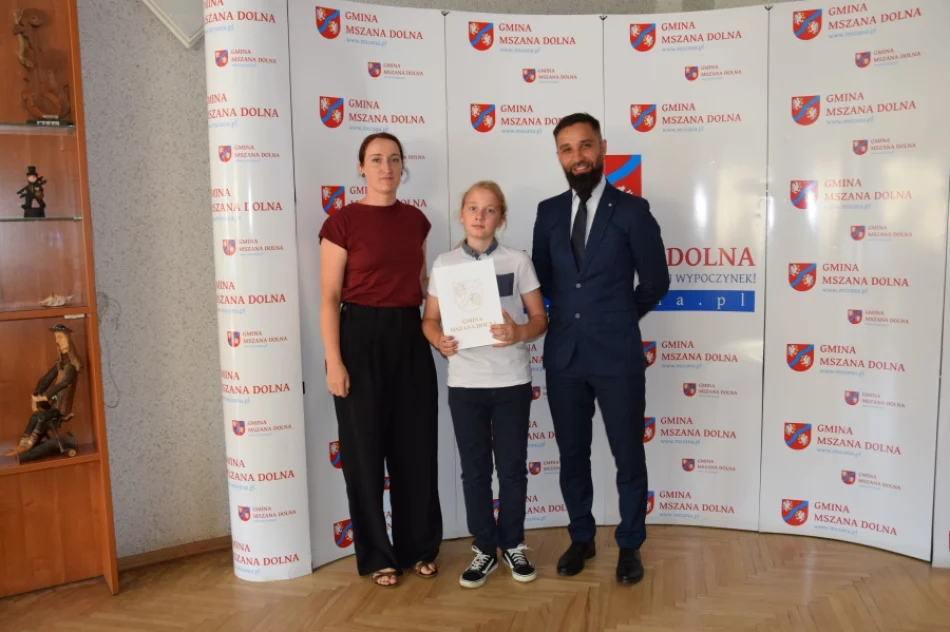 74 stypendystów nagrodzonych w ostatnim dniu wakacji - zdjęcie 2