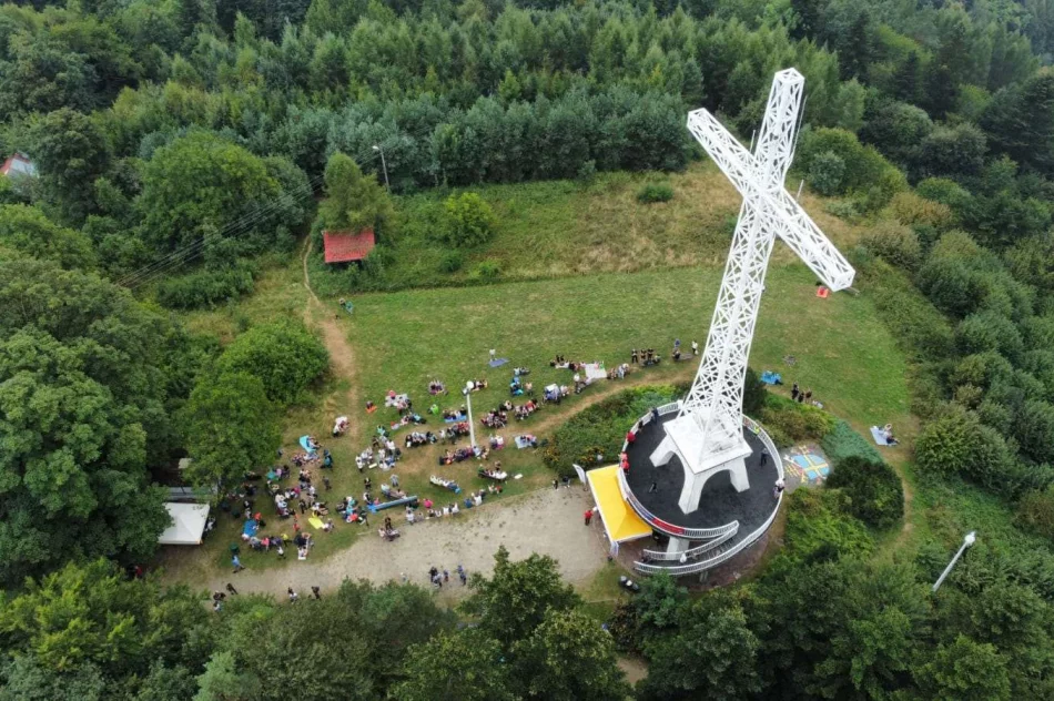  W niedzielę 1 września w ramach akcji „Odkryj Beskid Wyspowy” turyści spotkali się na Miejskiej Górze - zdjęcie 14