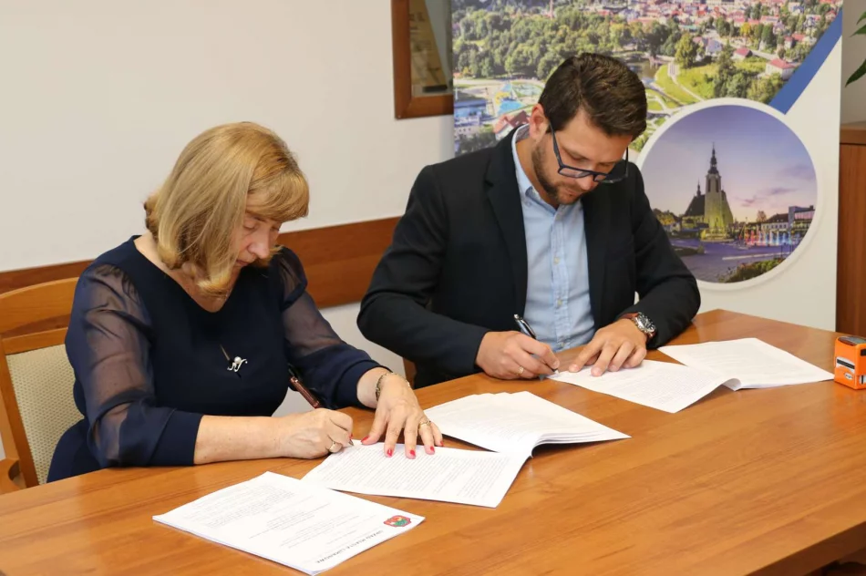 Podpisano umowę z Wykonawcą stabilizacji osuwiska przy ulicy Walecznych - zdjęcie 4