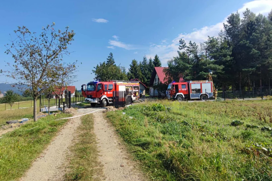 Pożar poddasza i szybka akcja strażaków. Udało się uniknąć większych strat - zdjęcie 16