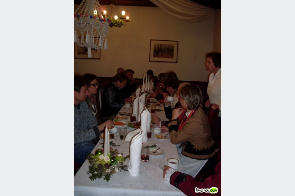 Potrawy wigilijne i nastrój tradycyjnych świąt - zdjęcie 2