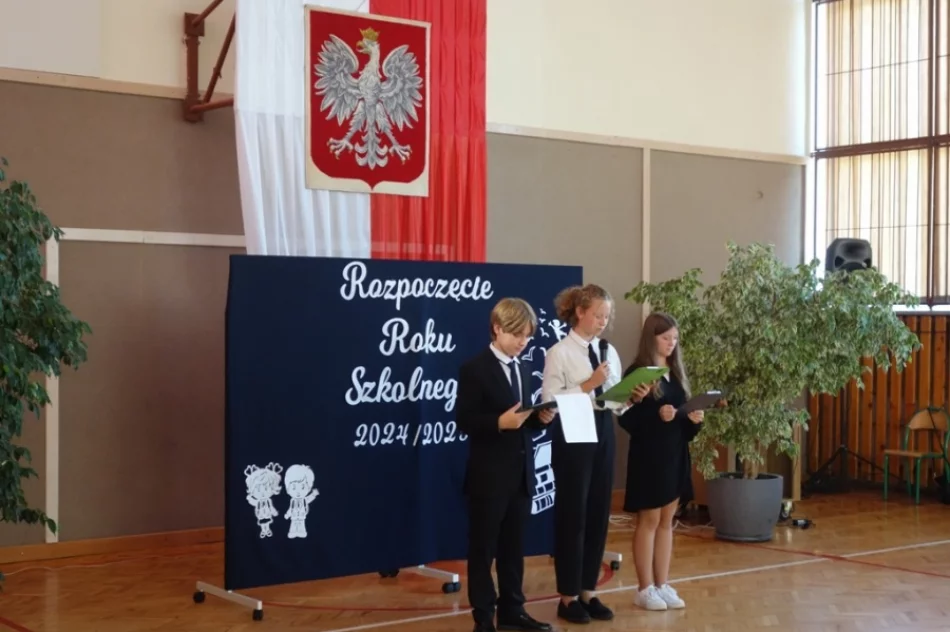 Początek roku szkolnego 2024/2025 w miejskich szkołach - zdjęcie 12