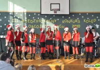 Śpiewali obcojęzyczne kolędy - zdjęcie główne