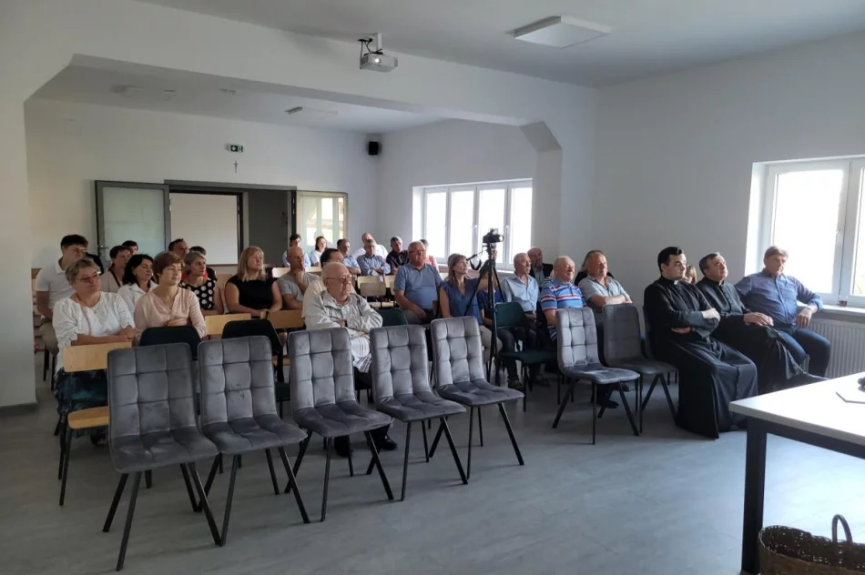 Obchody 80. rocznicy pacyfikacji trzech wsi  - zdjęcie 2