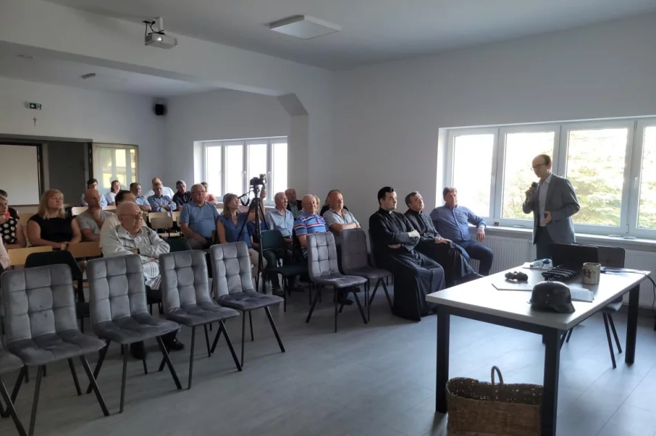 Obchody 80. rocznicy pacyfikacji trzech wsi  - zdjęcie 3