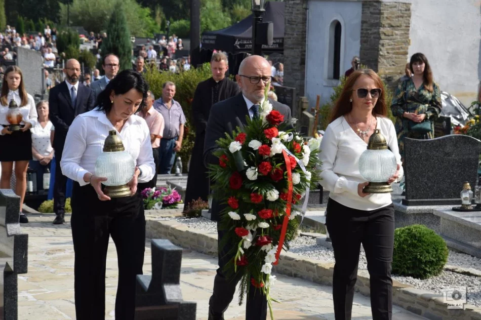 Obchody 80. rocznicy pacyfikacji trzech wsi  - zdjęcie 9