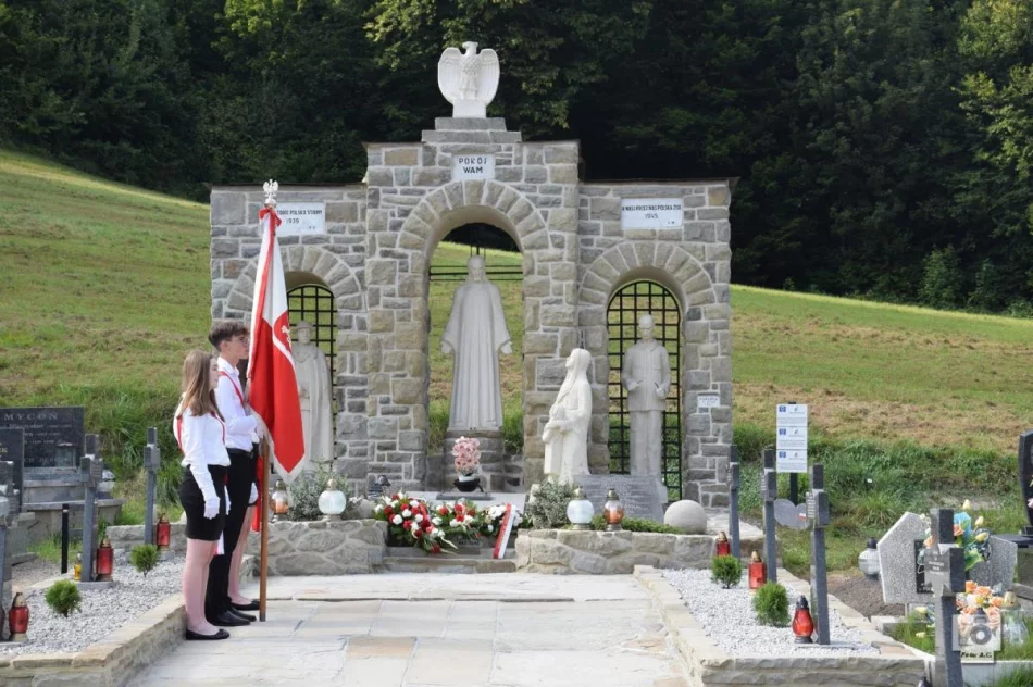 Obchody 80. rocznicy pacyfikacji trzech wsi  - zdjęcie 13