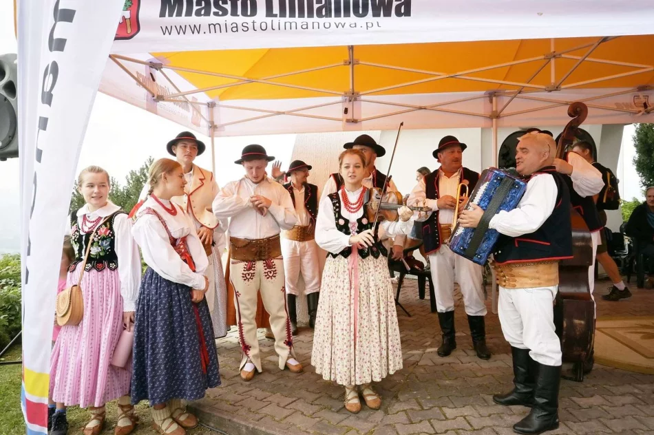 Miłośnicy Beskidu Wyspowego na Miejskiej Górze (ZDJĘCIA) - zdjęcie 10