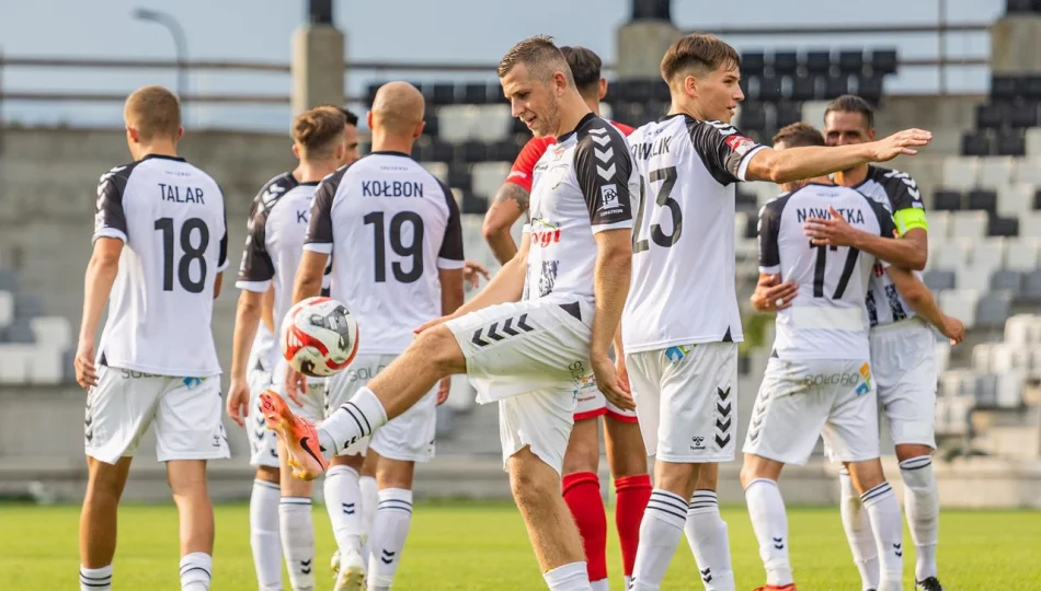 Sandecja liderem III ligi. Kolejny występ wychowanka Uranu Łukowica - zdjęcie 1