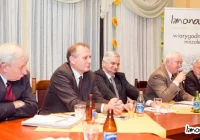 Kandydaci na urząd burmistrza Limanowej pod lawiną pytań - zdjęcie główne