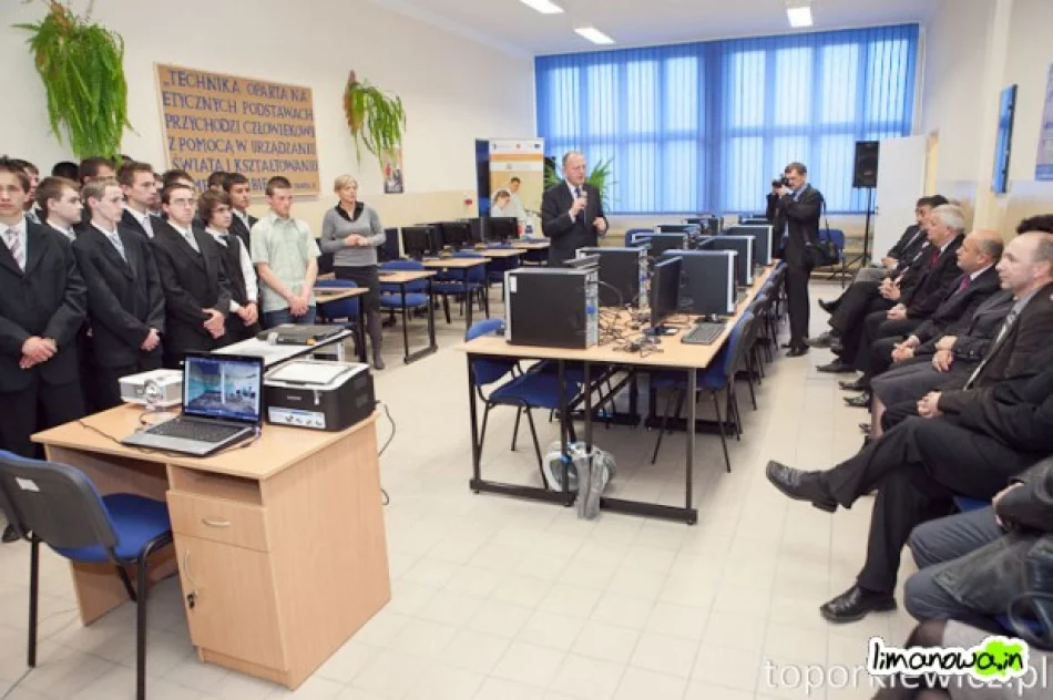 Nowoczesne pracownie w ZSTiO - zdjęcie 2