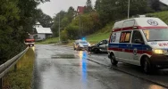 Jedna osoba ranna po czołowym zderzeniu - zdjęcie 3