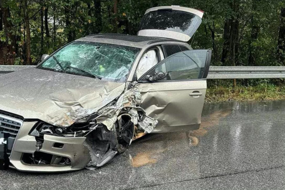 Jedna osoba ranna po czołowym zderzeniu - zdjęcie 4