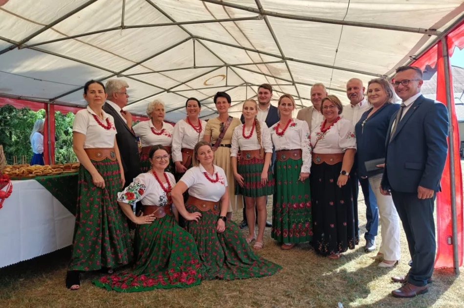 Powiatowe święto owocobrania (ZDJĘCIA) - zdjęcie 11