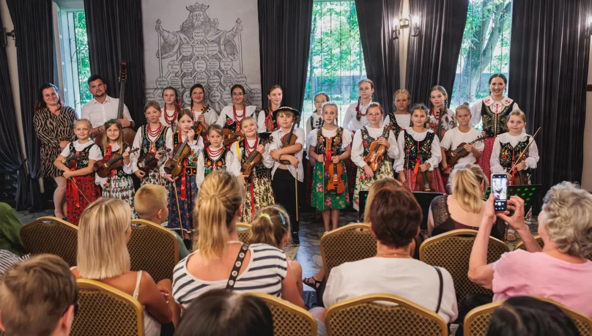 „Co grali nasi dziadkowie” – koncert muzyki lachowskiej w Muzeum Regionalnym Ziemi Limanowskiej