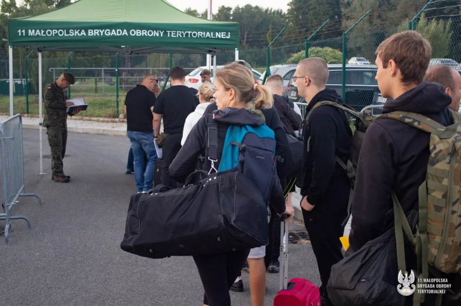 Ochotnicy realizują szkolenie wojskowe - zdjęcie 2