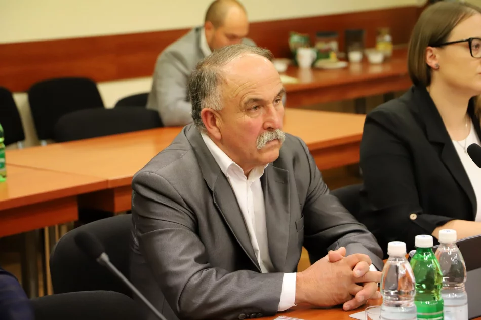 IV nadzwyczajna sesja Rady Gminy Limanowa - zdjęcie 11
