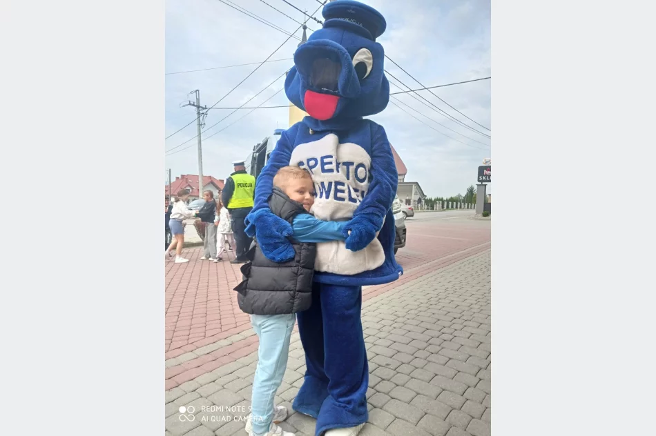 Akcja "Bezpieczna droga do szkoły" w Szkole Podstawowej w Mordarce - zdjęcie 12