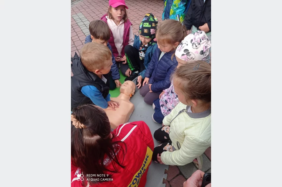Akcja "Bezpieczna droga do szkoły" w Szkole Podstawowej w Mordarce - zdjęcie 20