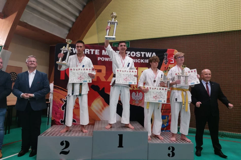 10 medali dla karateków ARS Limanowa – JONIEC Team na Otwartych Mistrzostwach Powiatu Rybnickiego w Karate Kyokushin - zdjęcie 3