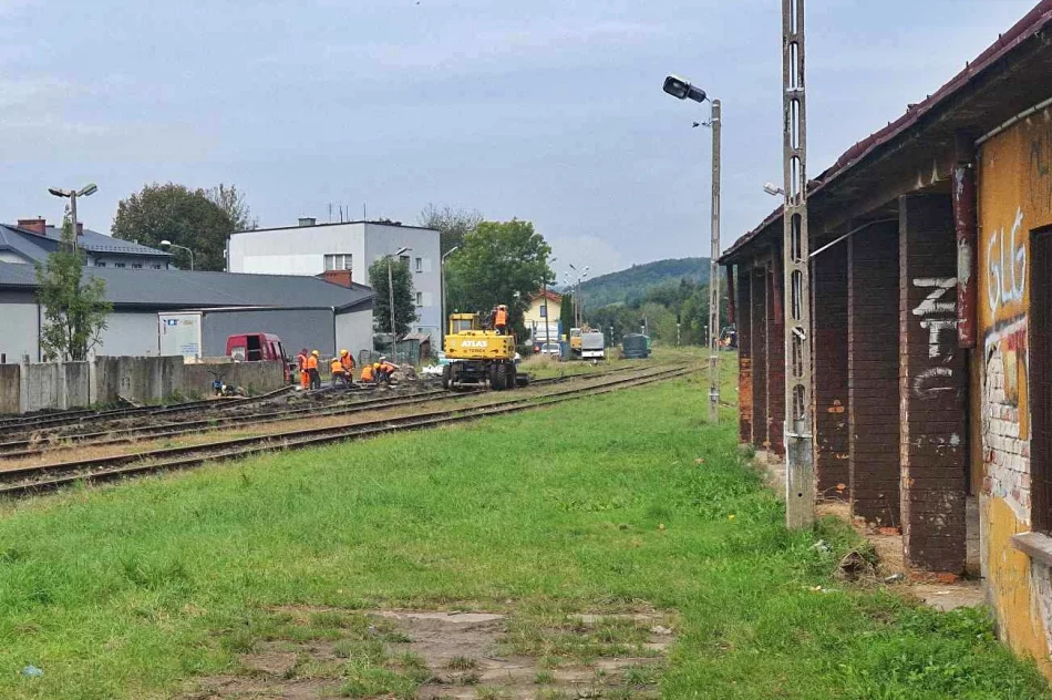Rozpoczęto prace modernizacyjne na stacji Limanowa - zdjęcie 2